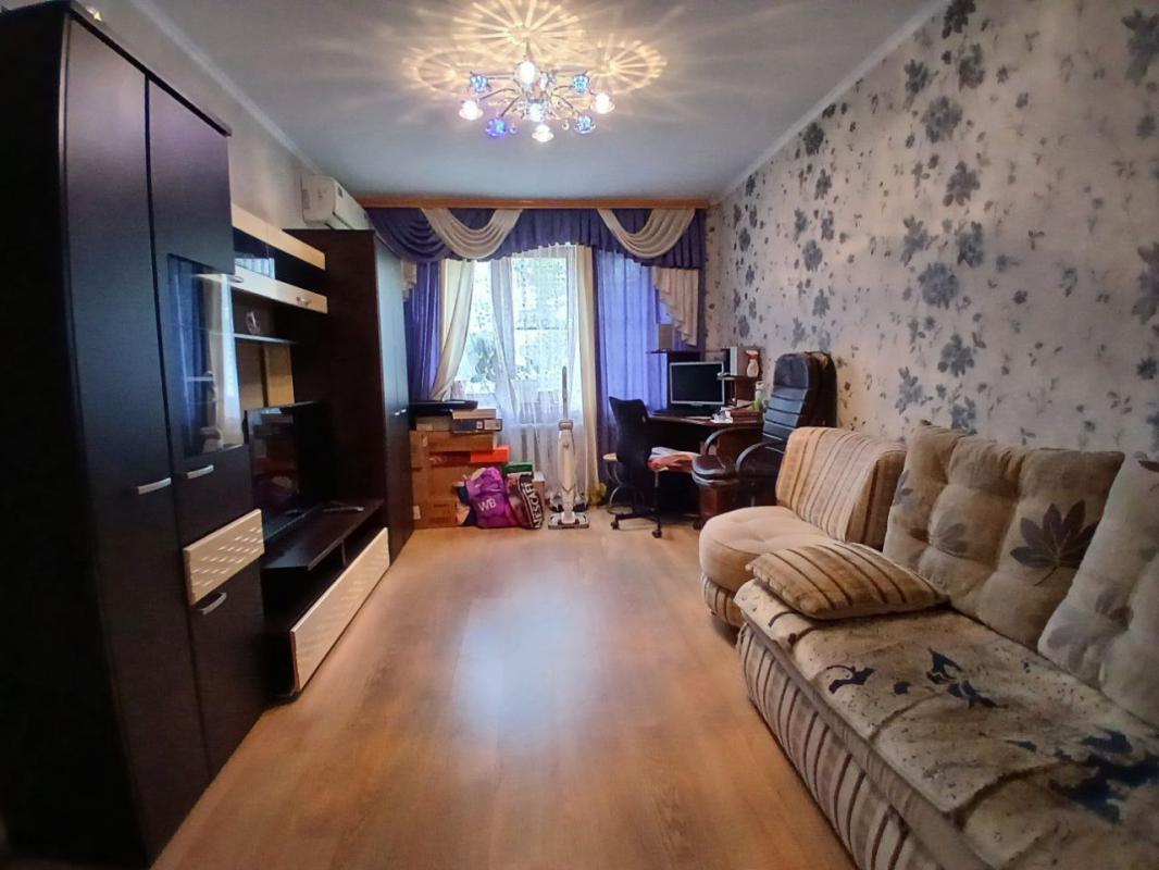 Срочная продажа! 3-х комнатная квартира  улучшенной планировки с мебелью и техникой! - Новотроицк