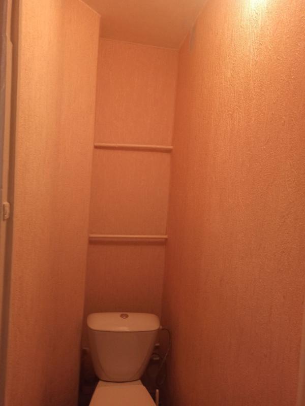 Продаётся отличная трёхкомнатная квартира с раздельными ходами все комнаты, с развитой инфраструктур - Новотроицк