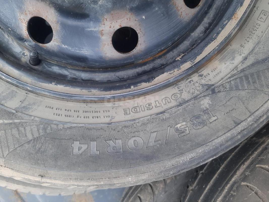 Зимние шины липучкас дисками 185/70 R14 88Q разболтовка 4×100 YOKOHAMA б/у 1 сезон, отбалансированны - Орск