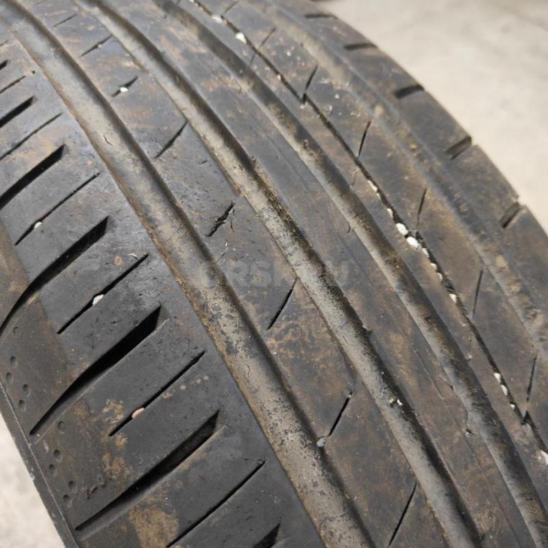 Продам шины Yokohama 215-65-R17 цена за комплект 39 неделя 20 год эксплуатация 2 сезона. - Орск