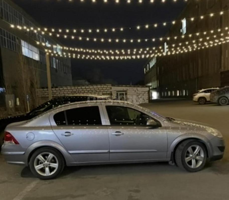 Продам автомобиль Opel Astra ,2008 года выпуска. - Орск