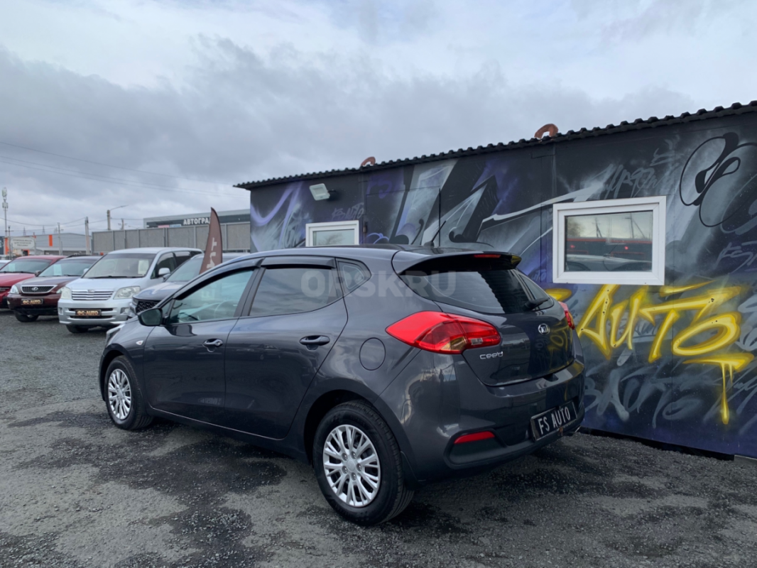 В продаже KIA CEED 2013 год в идеальном техническом и внешнем состоянии. - Орск