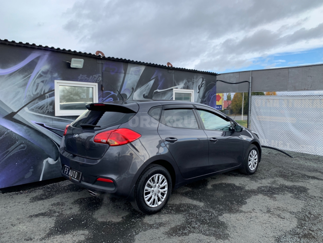 В продаже KIA CEED 2013 год в идеальном техническом и внешнем состоянии. - Орск
