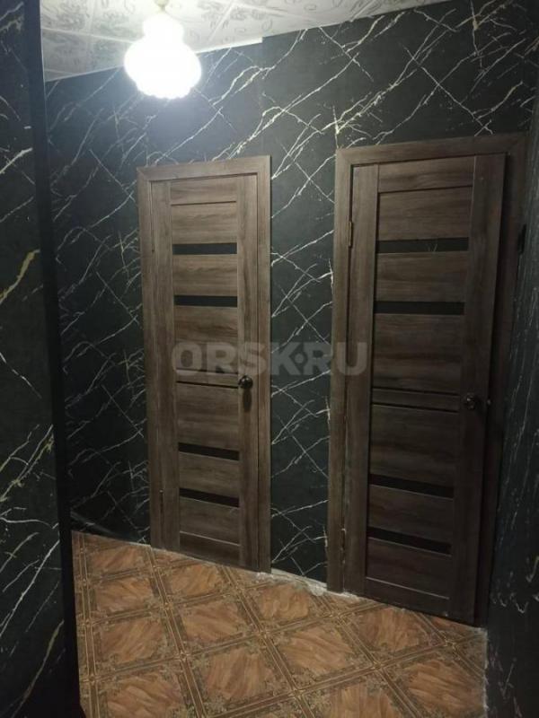 Продаю трехкомнатную квартиру улучшеной планировки, 64 м2
С косметическим ремонтом. - Орск