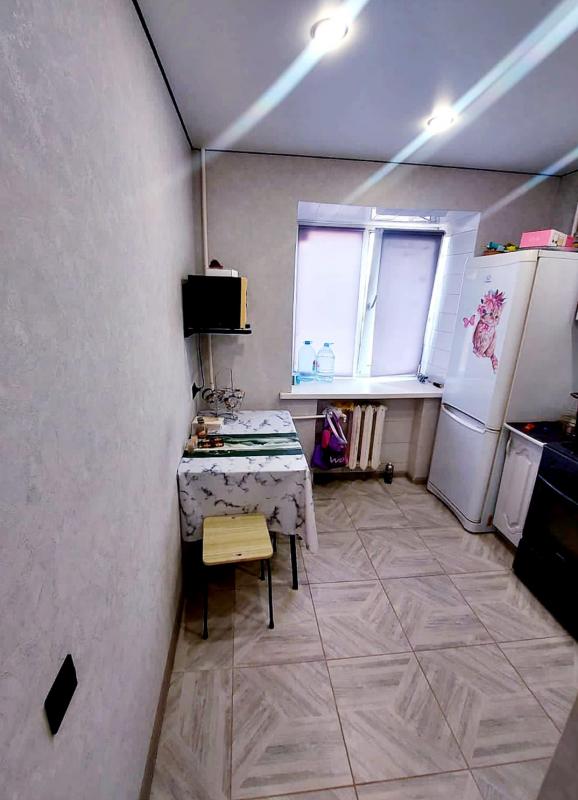 ПРОДАËТСЯ СВЕТЛАЯ, УЮТНАЯ 1-КОМНАТНАЯ КВАРТИРА, СО СВЕЖИМ РЕМОНТОМ
По адресу - г. - Новотроицк