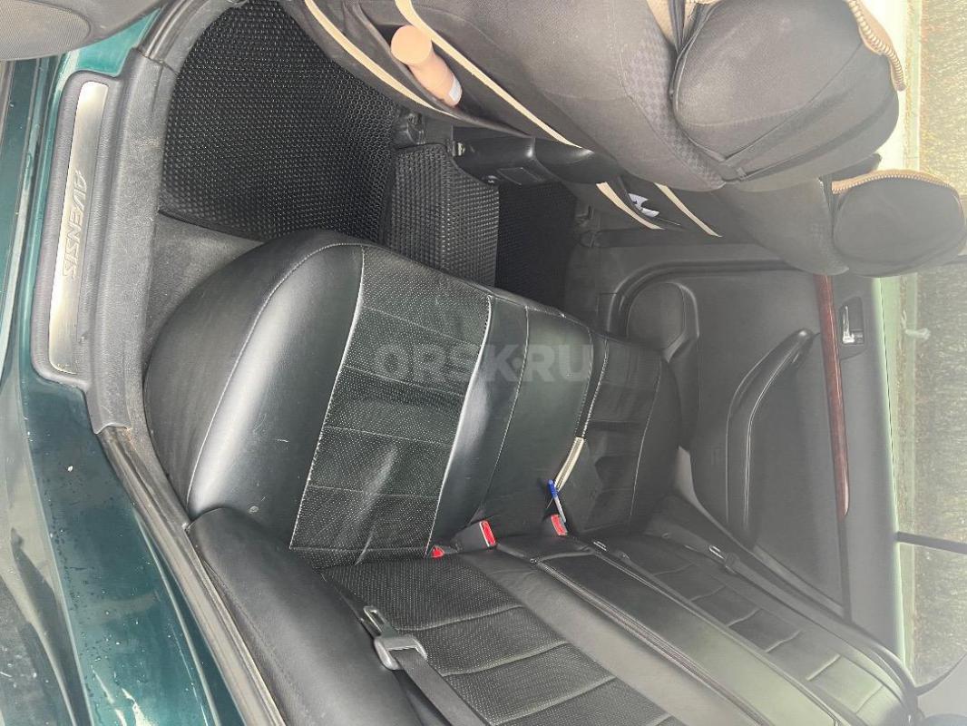 Продам Toyota AVENSIS 2004гв в отличном состоянии, 5 хозяев, сигнализация с автозапуск, резина зимня - Новоорск