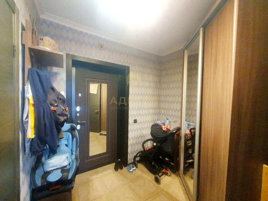 Продается 1-комнатная квартир в новом монолитно-кирпичном доме ( 2019г. - Оренбург
