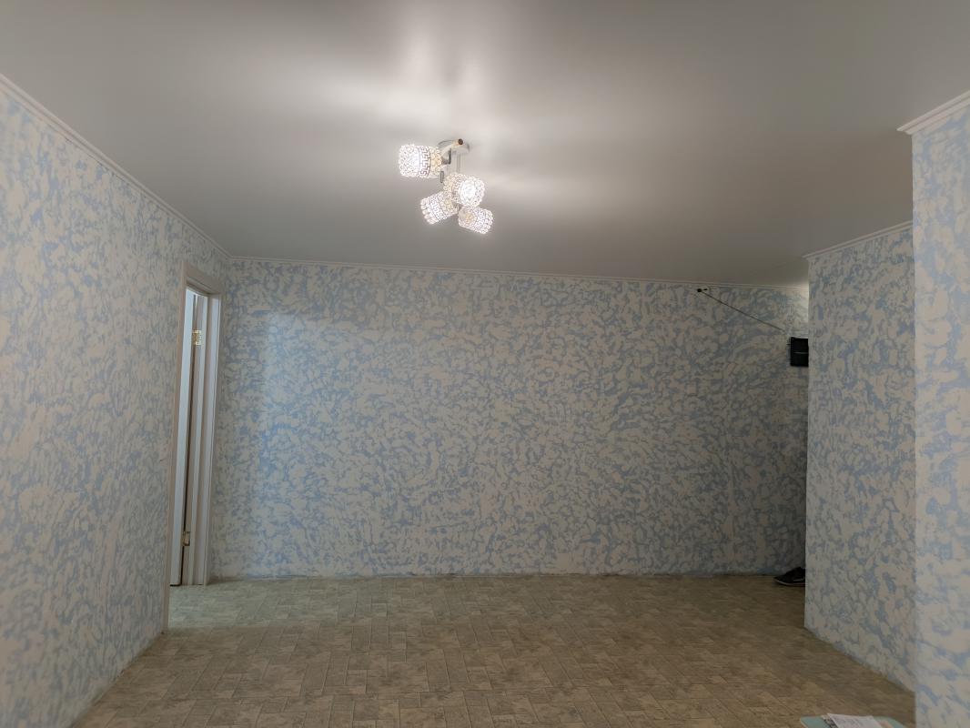 Продается 2-комнатная квартира в ЦЕНТРЕ города. - Новотроицк