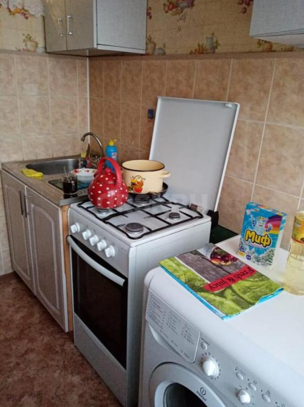 Сдаю на длительный срок однокомнатную квартиру на ул Строителей. - Орск