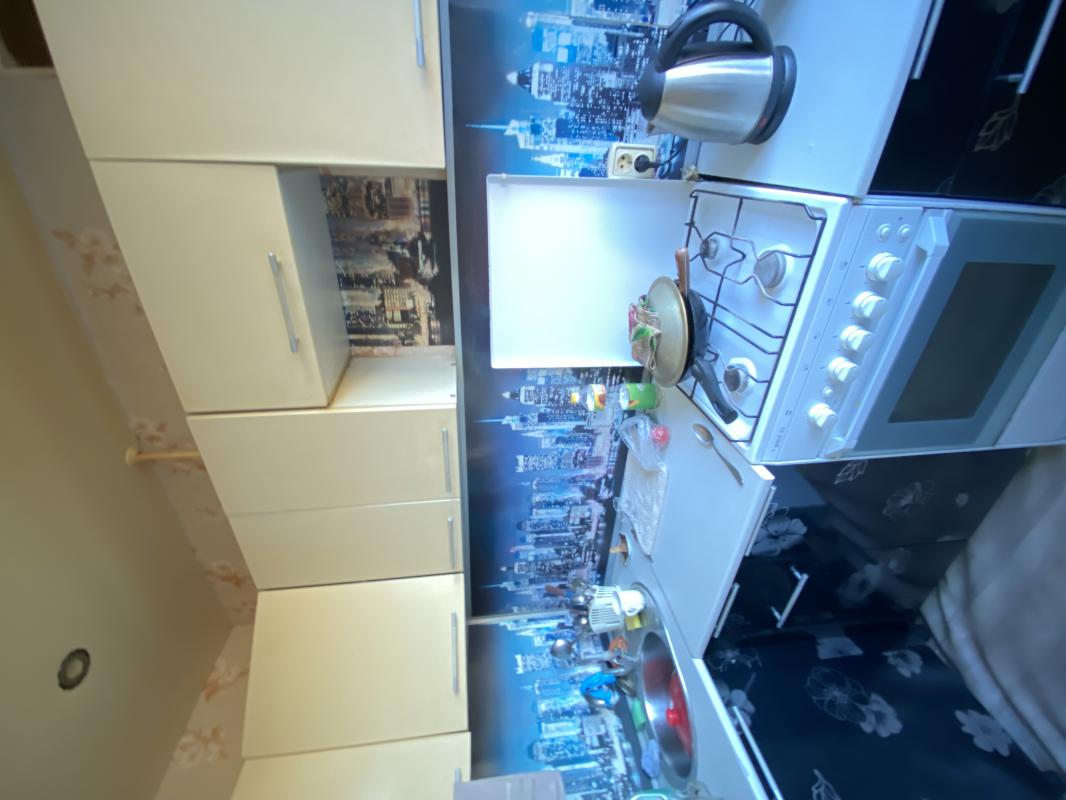 Продам 2- комнатную квартиру с раздельными ходами. - Новотроицк