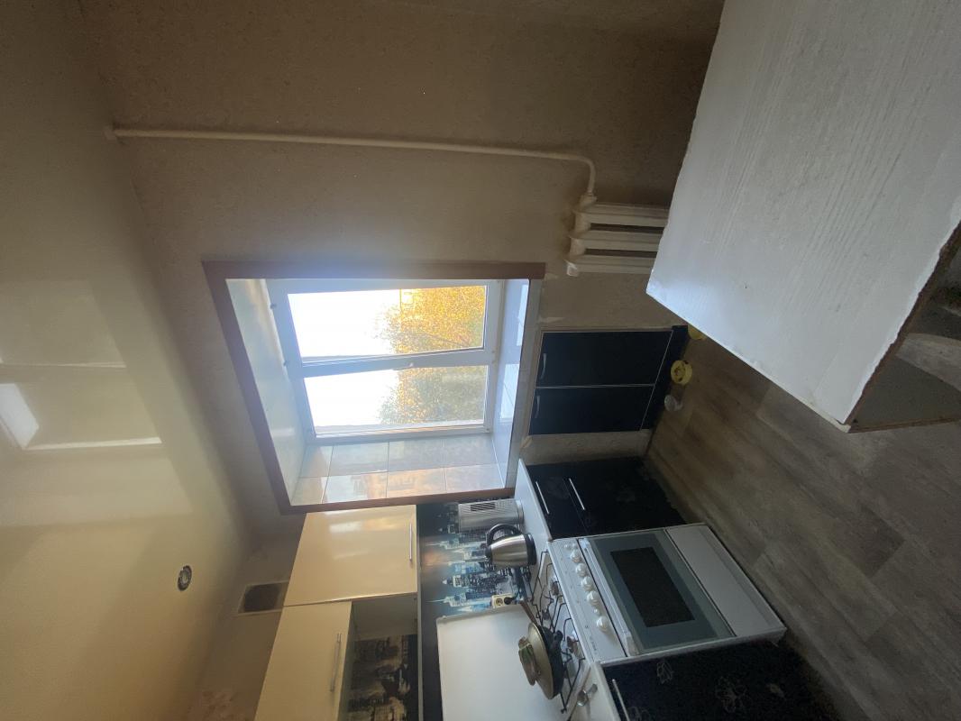 Продам 2- комнатную квартиру с раздельными ходами. - Новотроицк