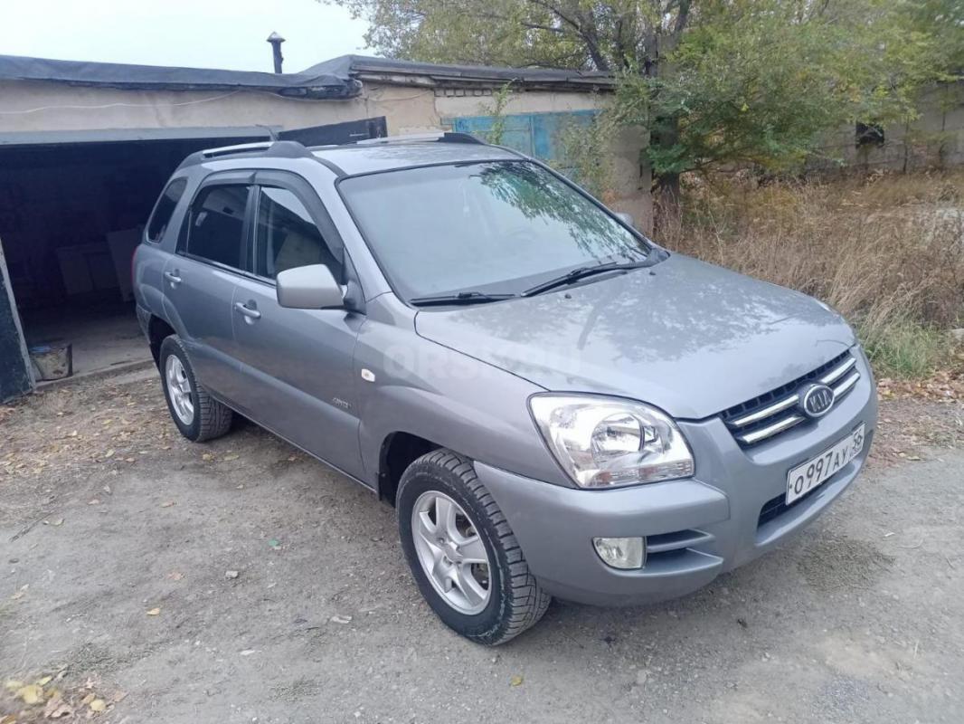 Kia Sportage 2007года (поколение 2)

Пробег-279000 тыс.

2-е. - Гай