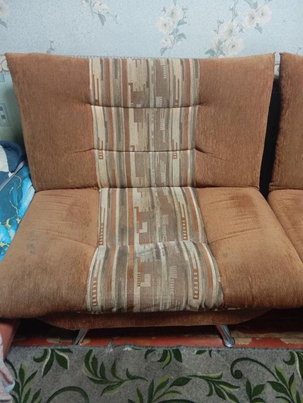 Продам 2 кресла в хорошем состоянии , самовывоз - Новотроицк