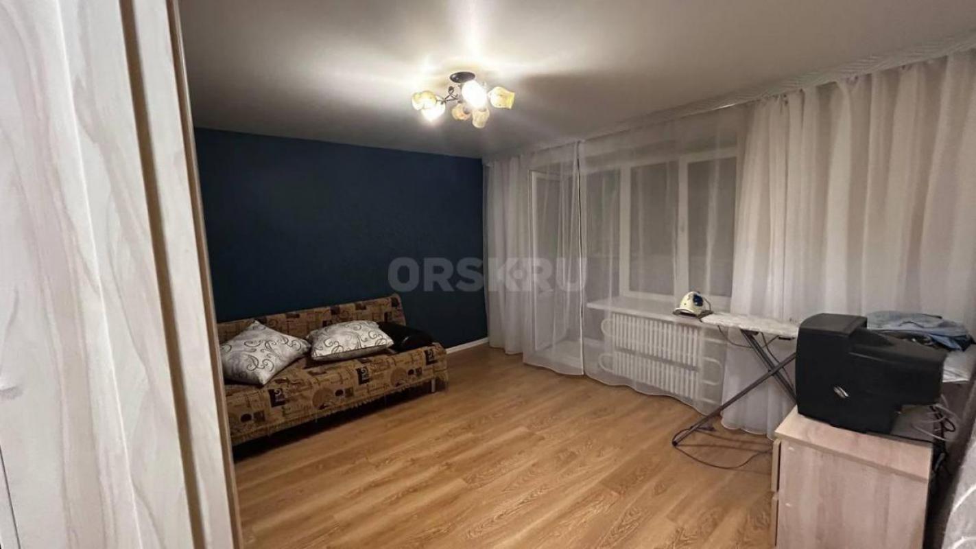 На длительный срок сдам в аренду 1 комнатную квартиру на ОЗТП. - Орск