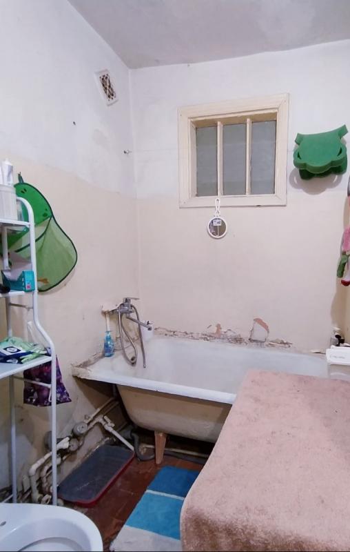 ПРОДАЁТСЯ 1- КОМНАТНАЯ КВАРТИРА, НА 4 ЭТАЖЕ, 4 - Х, ЭТАЖНОГО БЛОЧНОГО ДОМА, В ЦЕНТРЕ ГОРОДА! - Новотроицк