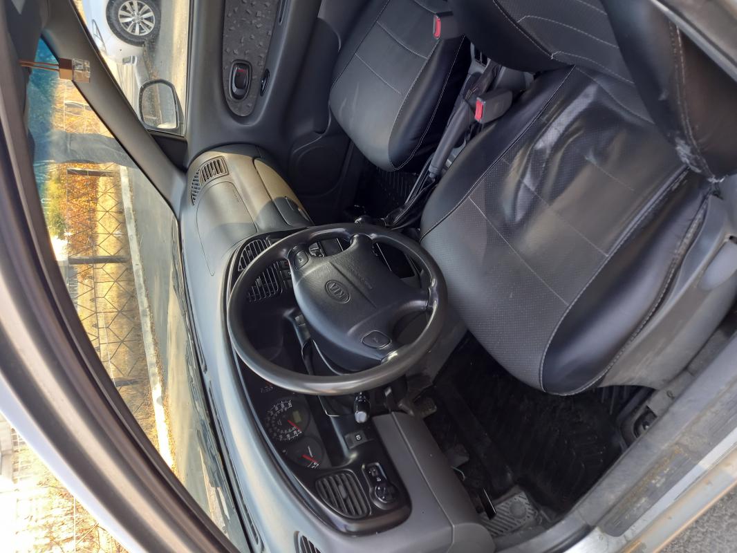 Продам 370000, резина зима+ лето. - Новотроицк