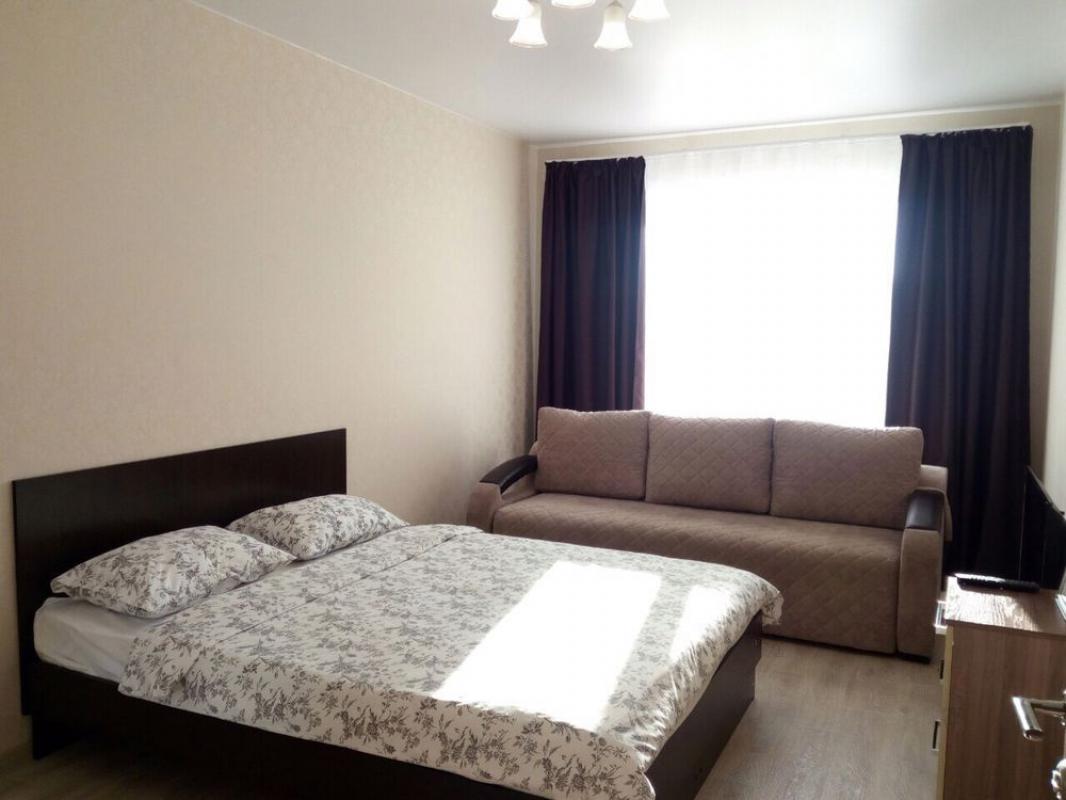 Предлагаем на длительный срок однокомнатную квартиру со всеми удобствами на длительный срок. - Новотроицк