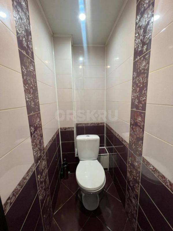 Предлагаем вашему вниманию просторную 2-комнатную квартиру улучшенной планировки общей площадью 50,3 - Орск