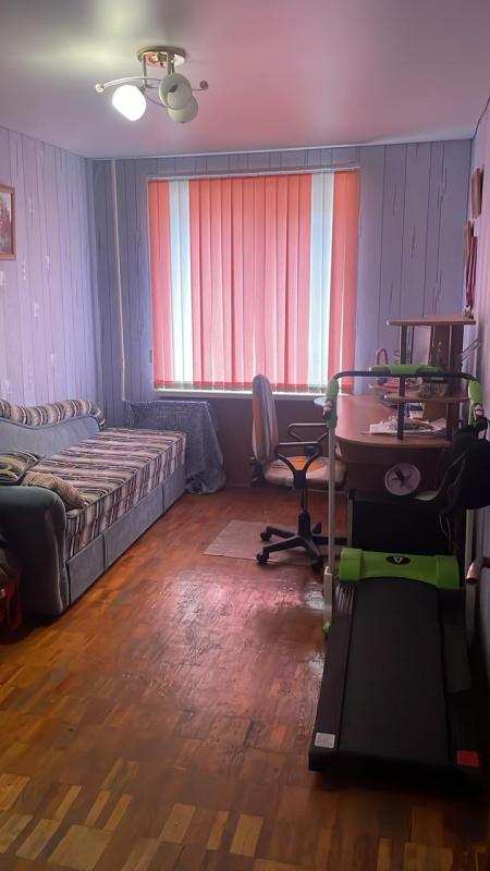 3 комнатная квартира в хорошем районе - Новотроицк