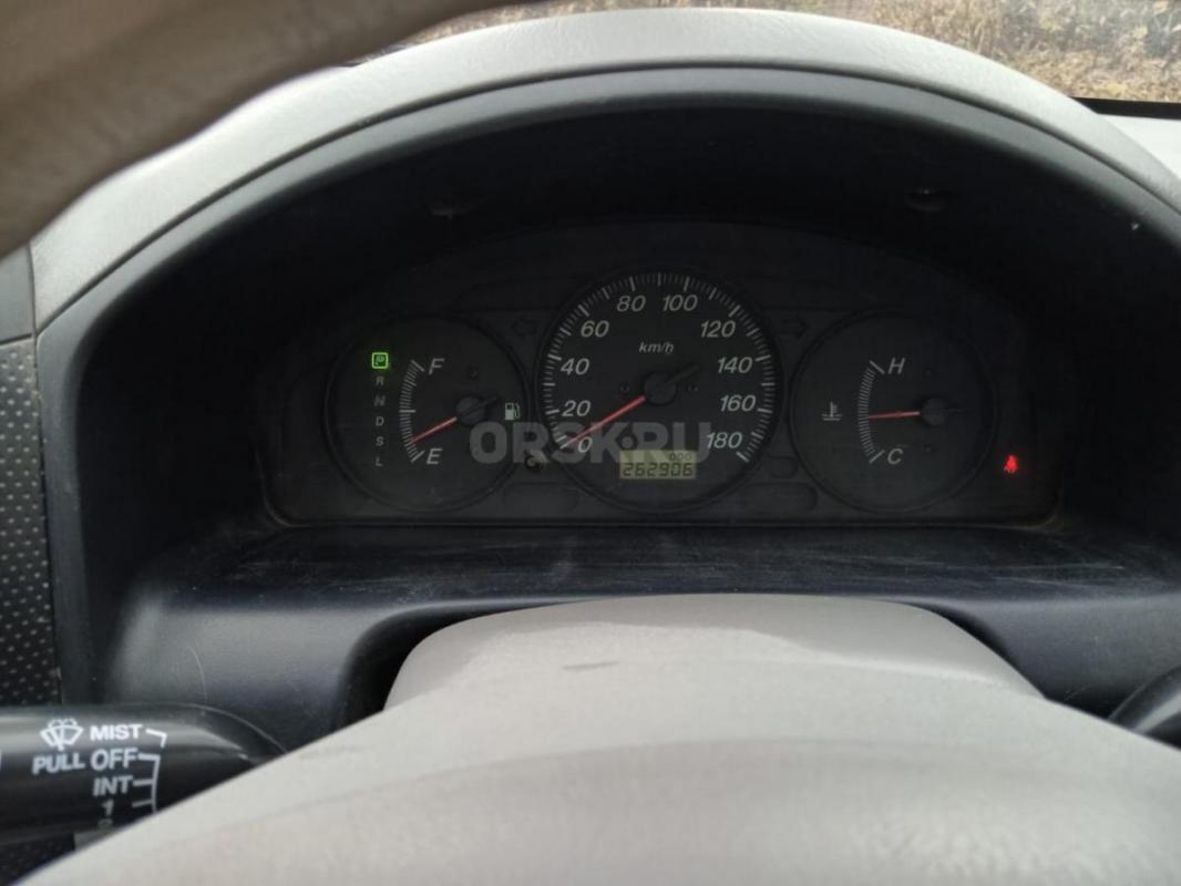 Продам Mazda Demio, 2000 г. - Гай