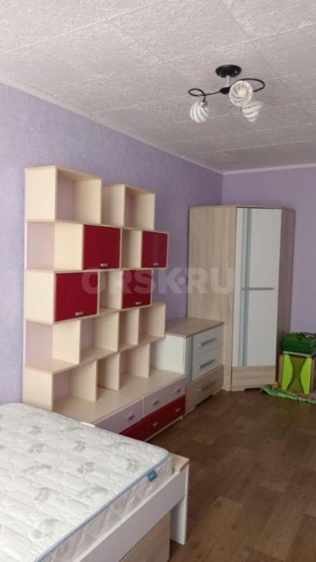 Продам 2-х комнатную квартиру по адресу ул. - Орск