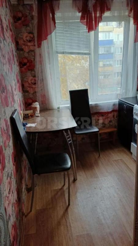 Сдам на длительный срок 1-комнатную квартиру для семейной пары или девушек  по адресу:
пр. - Орск