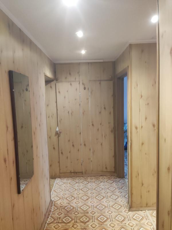 Предлагается просторная светлая двухкомнатная квартира  площадью 47,1 кв. - Гай