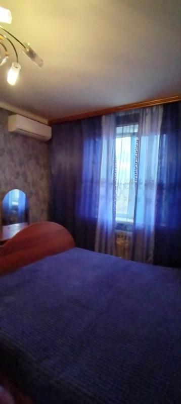 Продается  2-комнатная квартира в Новотроицке!

🌟 Адрес: ул. - Новотроицк