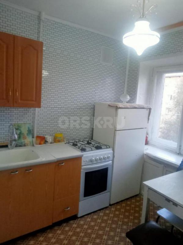 Сдам 3х комнатную квартиру в центре города. - Орск