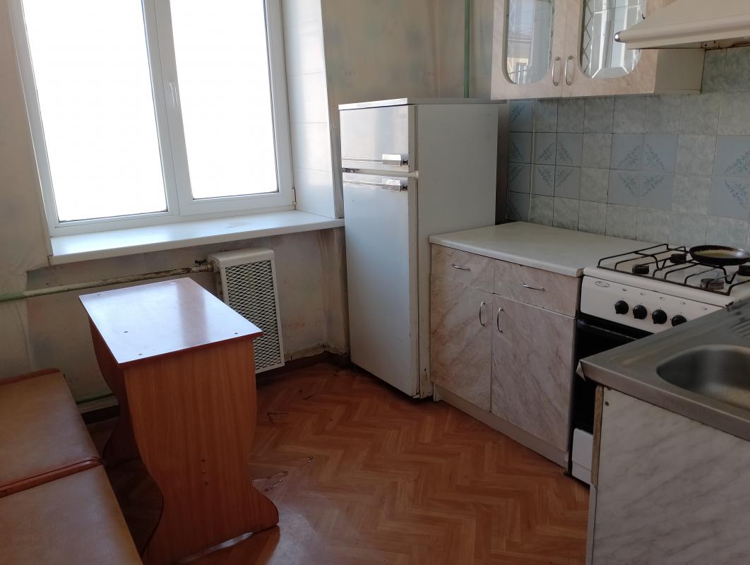 Сдаю 2-к квартиру ул Советская, д  5 за 15000 руб на срок не менее месяца. - Новотроицк