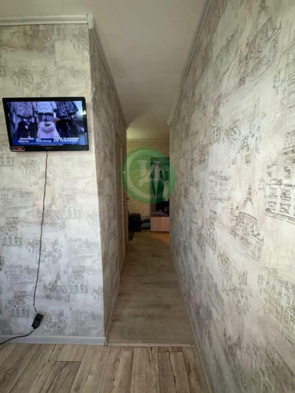 Продам 3-х комнатную квартиру в центре города по адресу: улица Красная дом № 17, ост."маг. - Орск