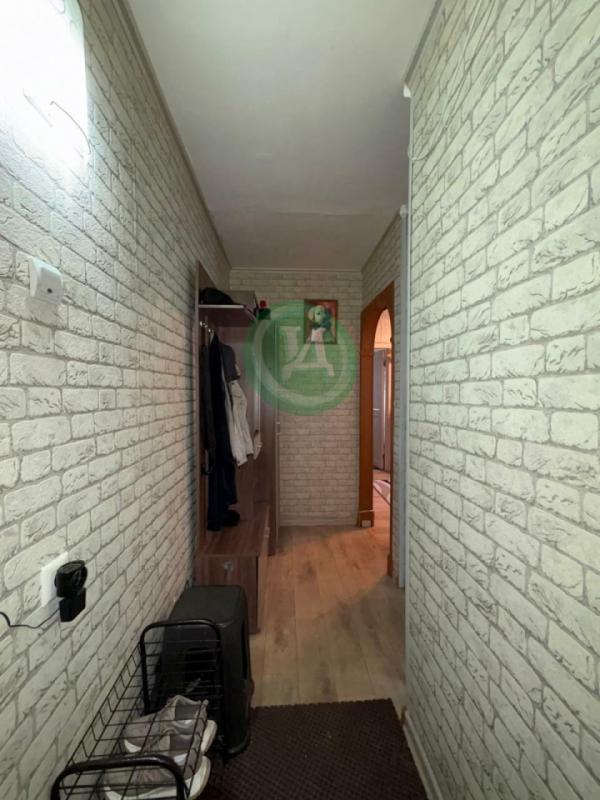 Продам 3-х комнатную квартиру в центре города по адресу: улица Красная дом № 17, ост."маг. - Орск