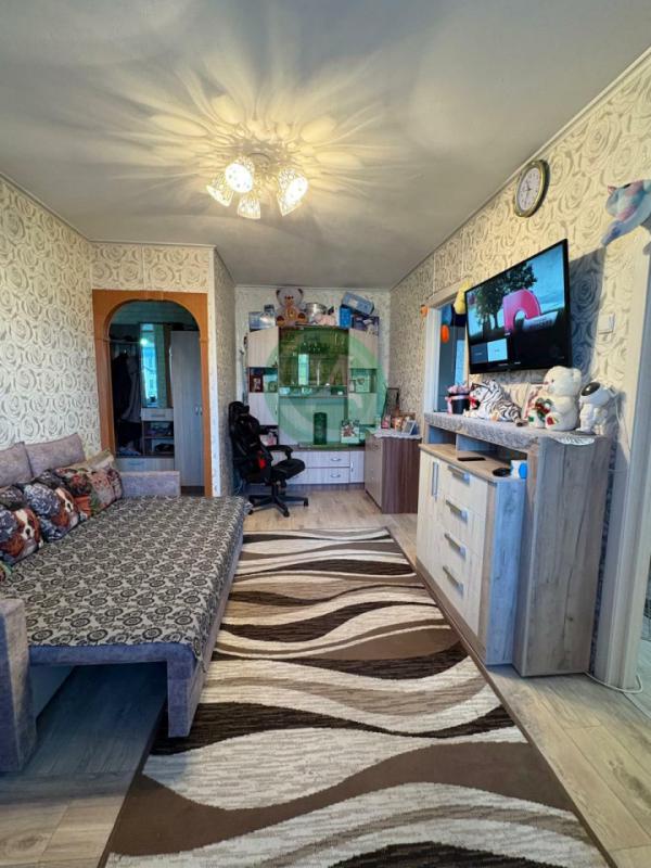 Продам 3-х комнатную квартиру в центре города по адресу: улица Красная дом № 17, ост."маг. - Орск