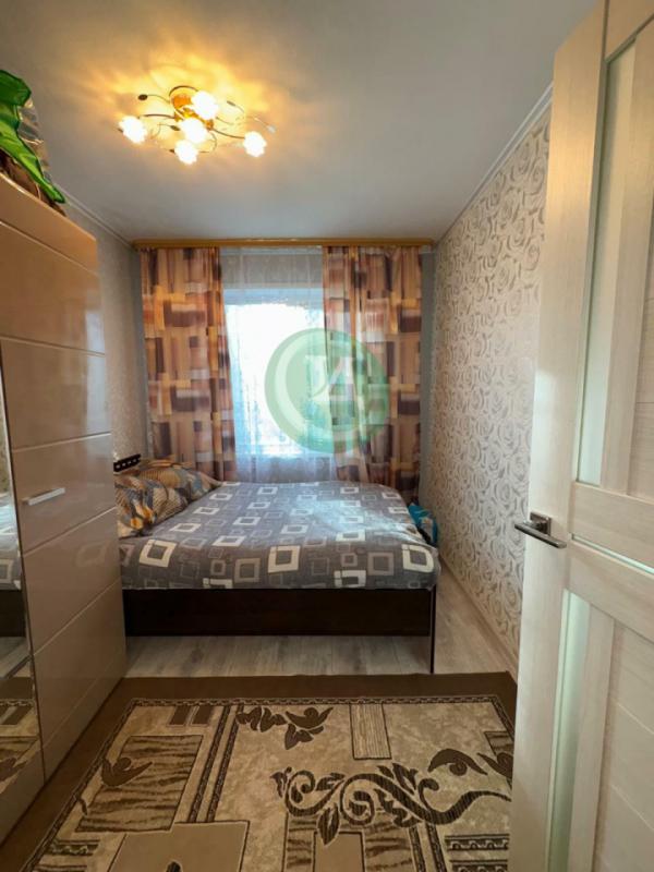 Продам 3-х комнатную квартиру в центре города по адресу: улица Красная дом № 17, ост."маг. - Орск