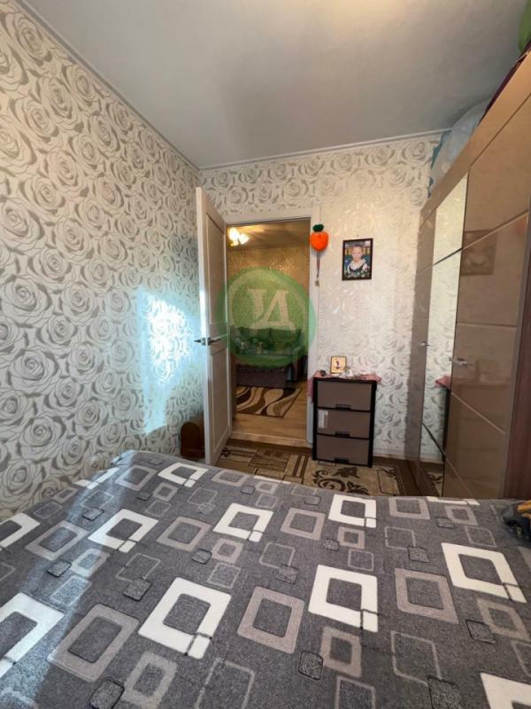 Продам 3-х комнатную квартиру в центре города по адресу: улица Красная дом № 17, ост."маг. - Орск