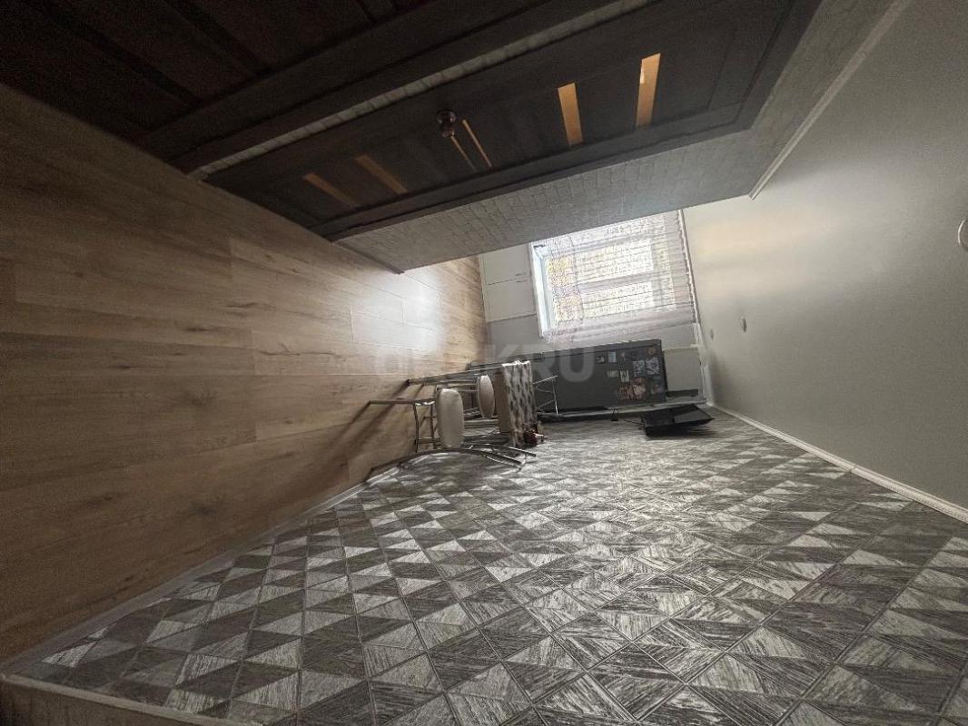 Продам благоустроенную 3-х комнатную квартиру (58 кв м) в хорошем районе города. (Ост. - Орск