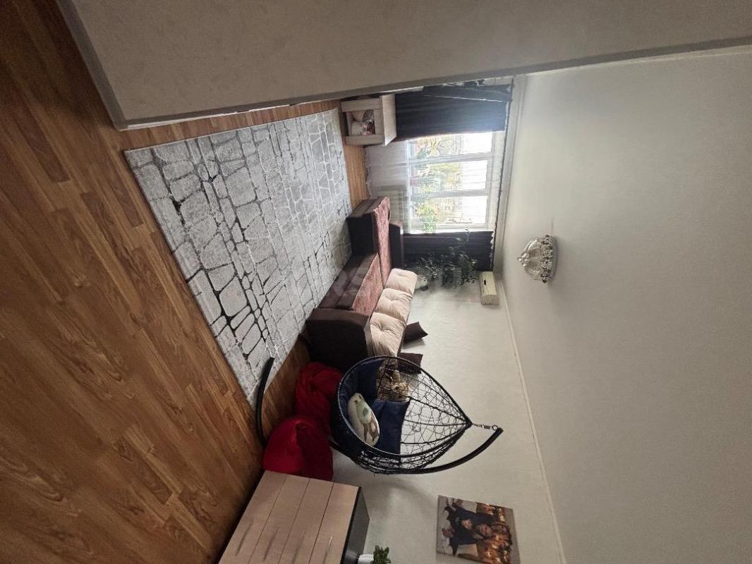 Продам благоустроенную 3-х комнатную квартиру (58 кв м) в хорошем районе города. (Ост. - Орск