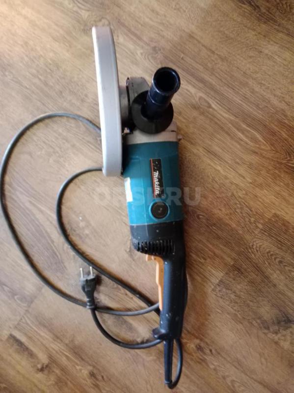 Торцовочная пила Hitachi С10FCH2 Японская сборка углы точные 1600вт люфтов нет 15000р,болгарка Makit - Орск