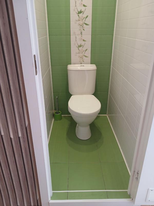 Продается светлая и уютная 2-комнатная квартира площадью 50 кв. - Новотроицк