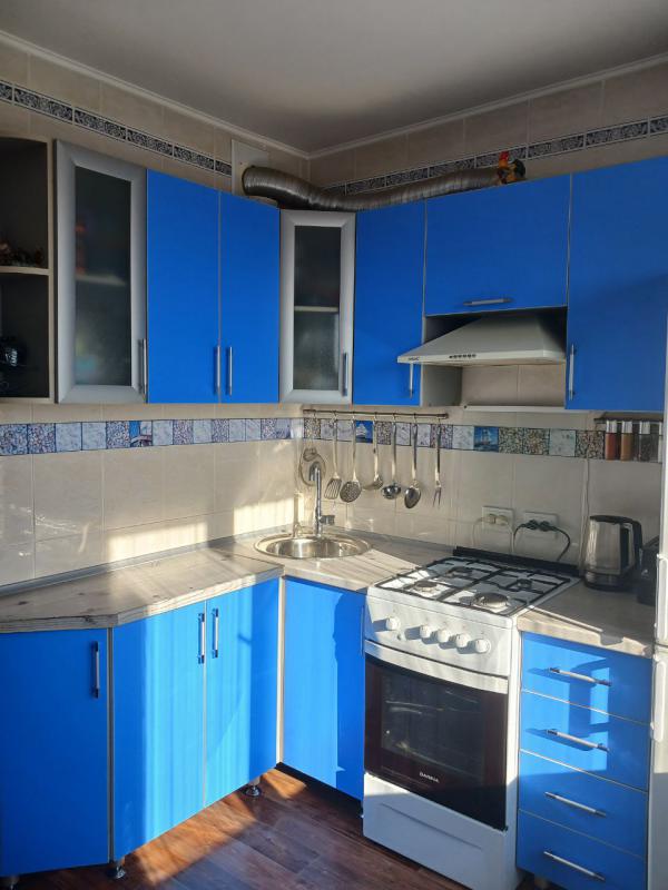 Продается светлая и уютная 2-комнатная квартира площадью 50 кв. - Новотроицк