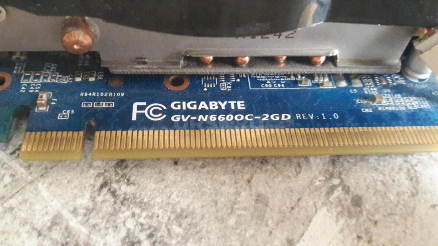 Видеокарту PCI-E Gigabyte GeForce GTX 660 [GV-N660OC-2GD], 2048MB, 192bit, GDDR5, DVI, HDMI, Display - Орск