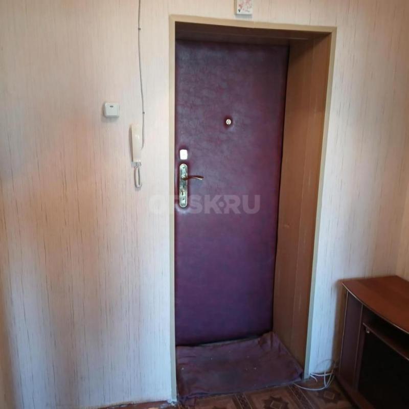 Сдам большую однокомнатную квартиру 35 кв. - Орск