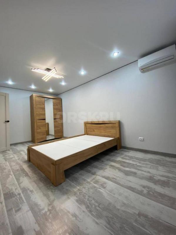 Продается однокомнатная квартира на третьем этаже по адресу Волкова 3. - Новотроицк