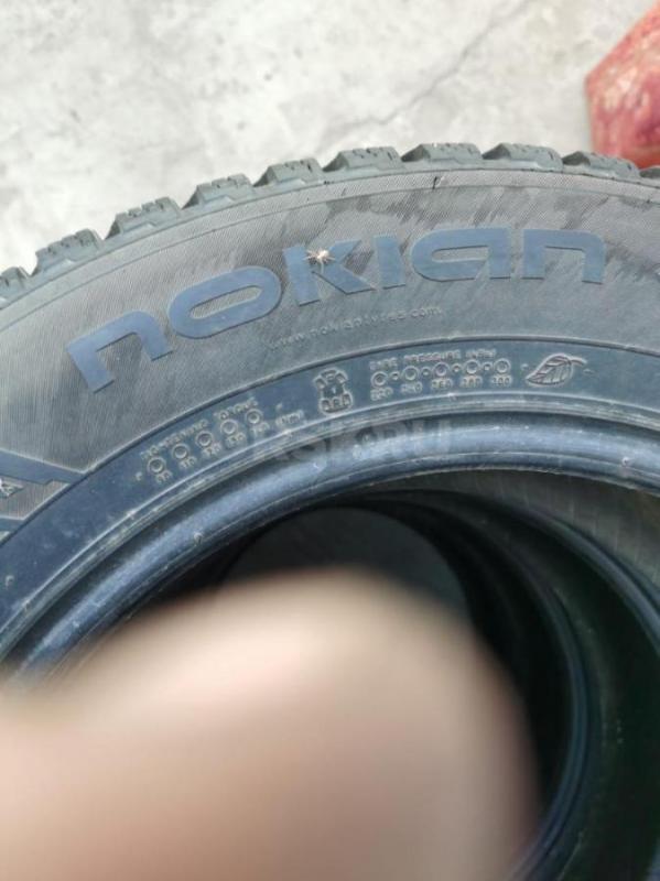 шины nokian hakkapeliitta 8.  
215/60/16 - Орск