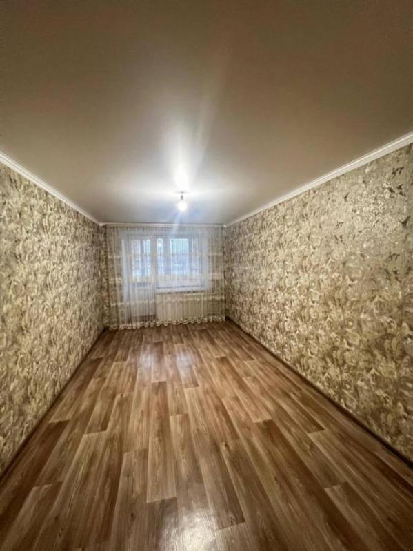 Продаётся просторная трёхкомнатная квартира общей площадью 58 кв. - Орск