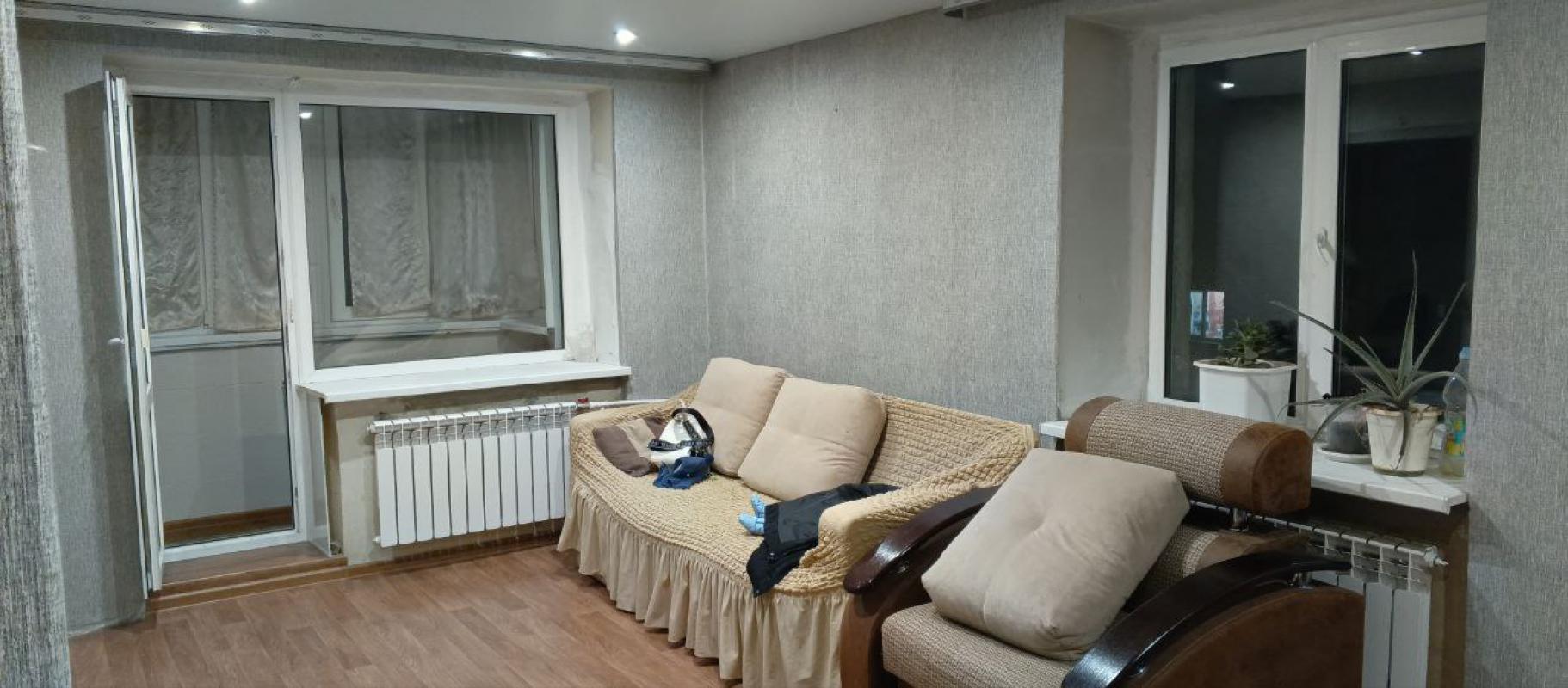 Продается 2-х комнатная квартира по Уметбаева дом 7. - Новотроицк