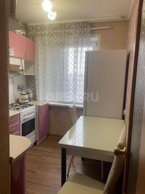 Сдаю двухкомнатную квартиру на Васнецова полностью оборудована новый мебелью новой техникой 
Отдель - Орск