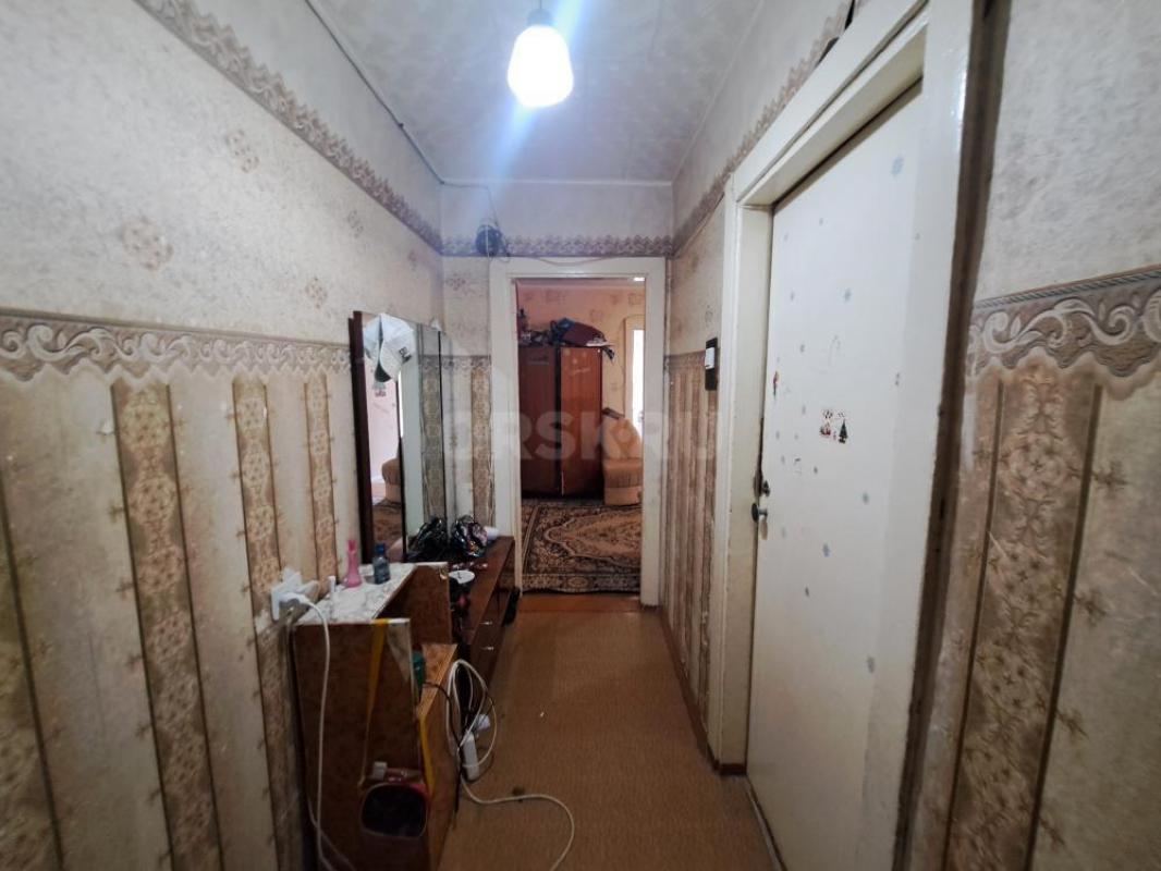 Продам в отличном районе, уютную 4 комн. - Орск