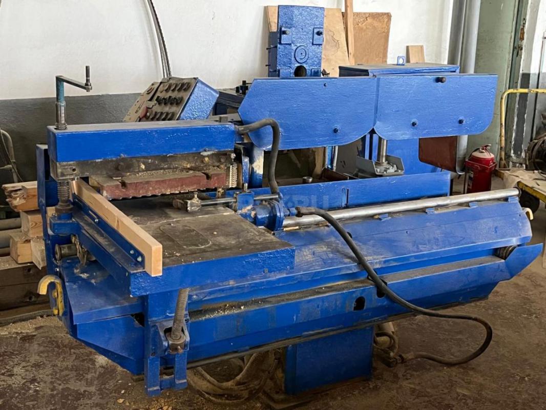 Продам:
-Фуговальный станок СФ4. - Орск