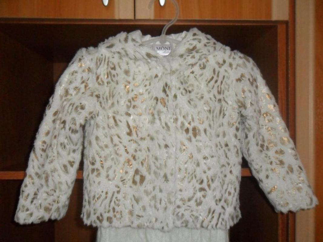 Продам теплое осеннее пальто на девочку, рост 128-134 см, состояние нового, рукава подворачиваются. - Орск